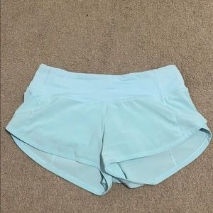 Lulu Lemon shorts (2.5)